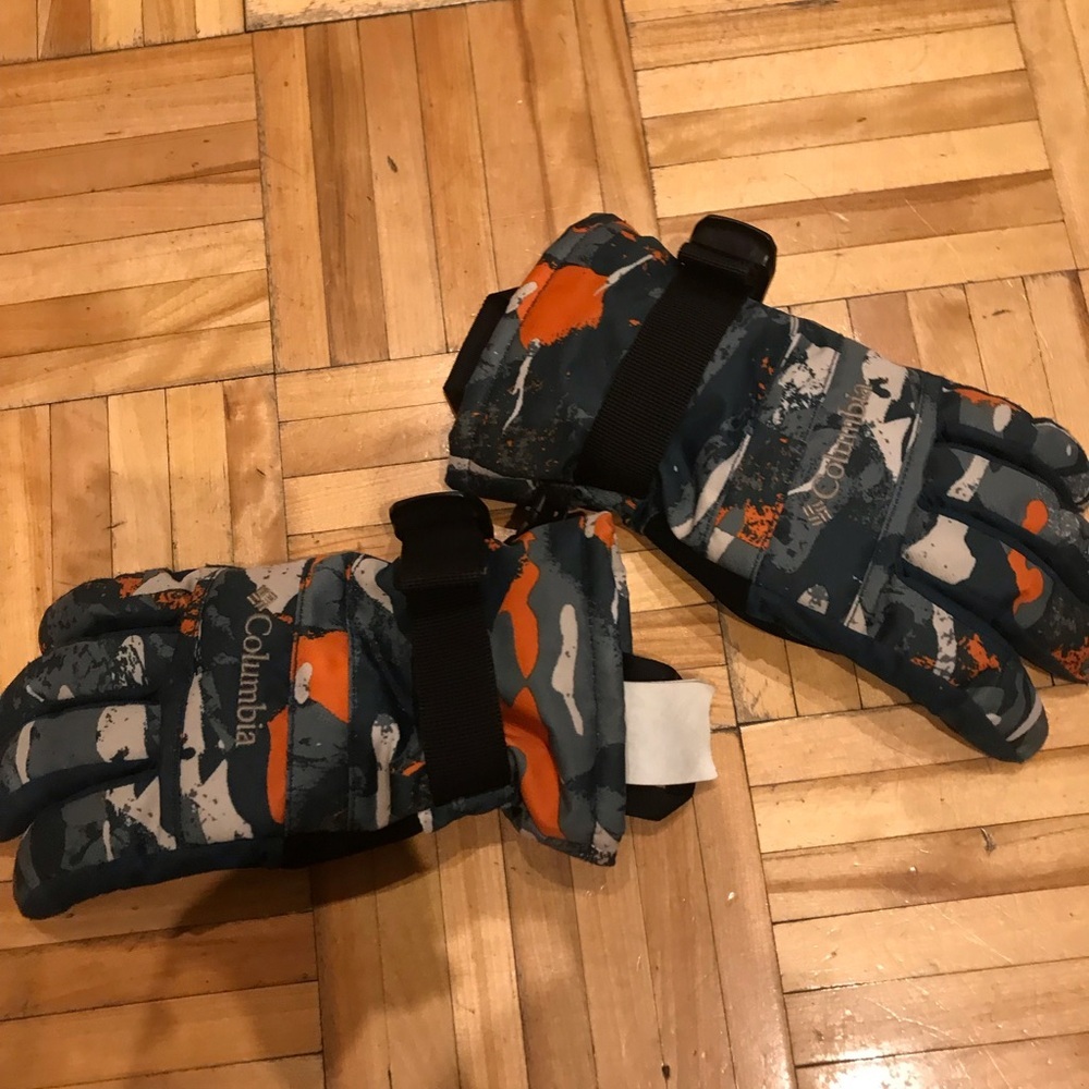 Columbia Orange and Gray Mittens Insulated for Outdoor Adventures​